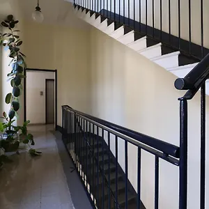 https://brera-luxury-apartment.it-lombardy.com