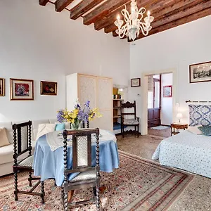 Ca' Badoer West Apartment
